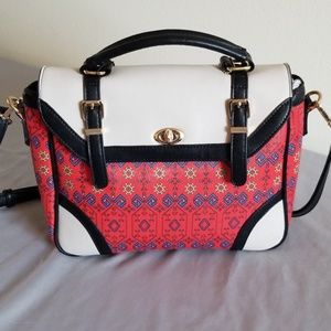 Hue & Ash purse